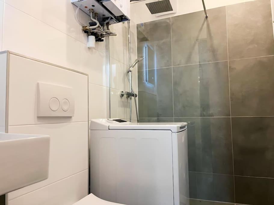 Gemuetliche Wohnung, Ideal Fuer Und Wu * Vienne